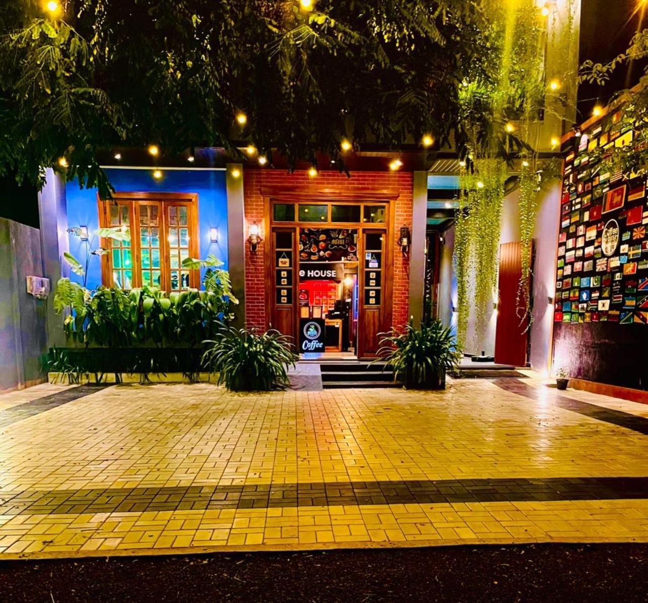 Coffee House Dambulla Hotel Ngoại thất bức ảnh
